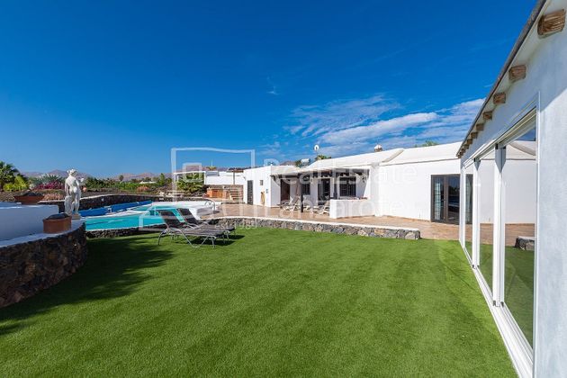 Foto 2 de Xalet en venda a calle Peñas Blancas de 3 habitacions amb terrassa i piscina