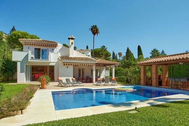 Foto 2 de Chalet en venta en calle La Capellania de 5 habitaciones con terraza y piscina