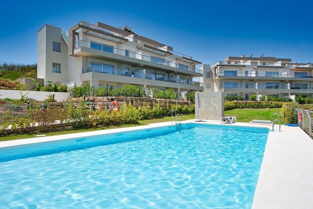 Foto 1 de Àtic en venda a calle La Cala Golf Mijas de 3 habitacions amb terrassa i piscina