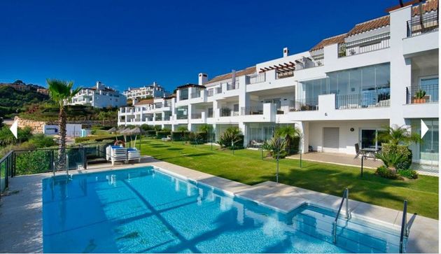 Foto 1 de Pis en venda a calle La Floresta la Mairena de 3 habitacions amb terrassa i piscina
