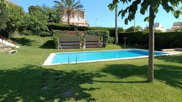 Foto 2 de Xalet en venda a calle De la Morena de 5 habitacions amb terrassa i piscina