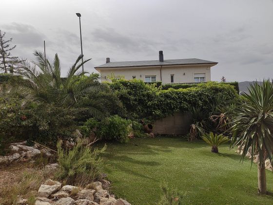 Foto 2 de Xalet en venda a Banyeres de Mariola de 6 habitacions amb terrassa i piscina