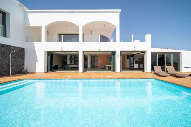 Foto 2 de Casa en venda a Tías pueblo de 5 habitacions amb piscina i garatge