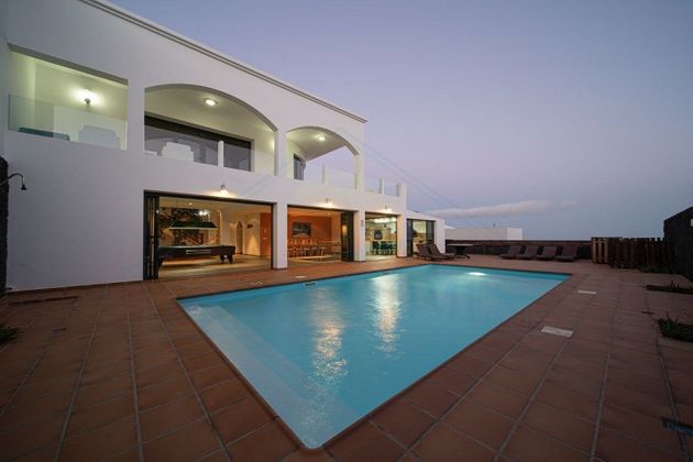 Foto 1 de Casa en venda a Tías pueblo de 5 habitacions amb piscina i garatge