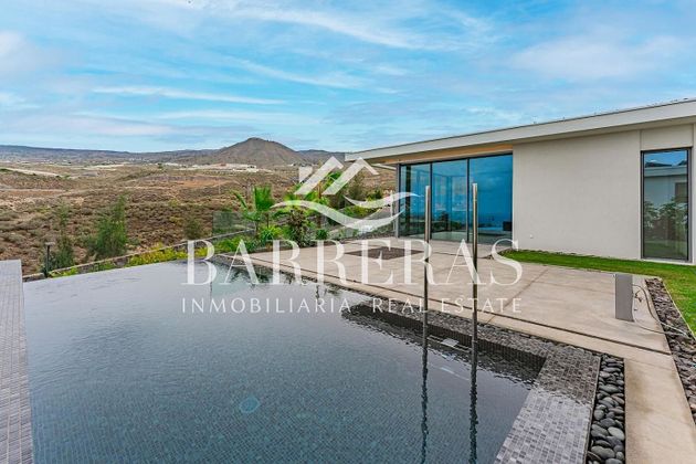 Foto 1 de Xalet en venda a urbanización Lago Abama de 3 habitacions amb terrassa i piscina