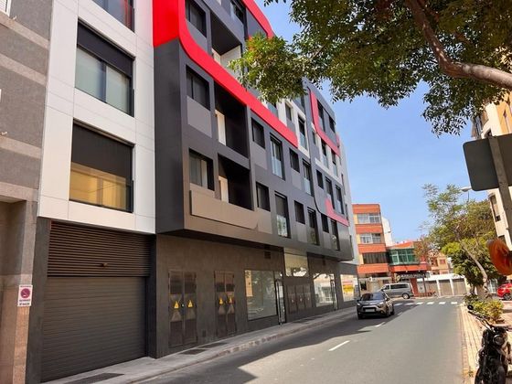 Foto 2 de Dúplex en venda a calle Fernando Guanarteme de 2 habitacions amb garatge i aire acondicionat