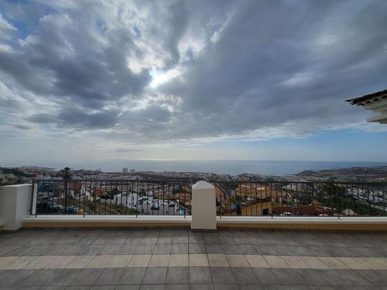 Foto 1 de Àtic en venda a Costa Adeje de 3 habitacions amb terrassa i piscina