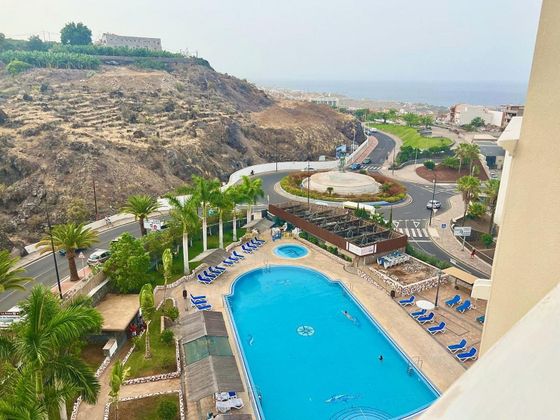 Foto 1 de Ático en venta en Puerto de Santiago de 2 habitaciones con terraza y piscina