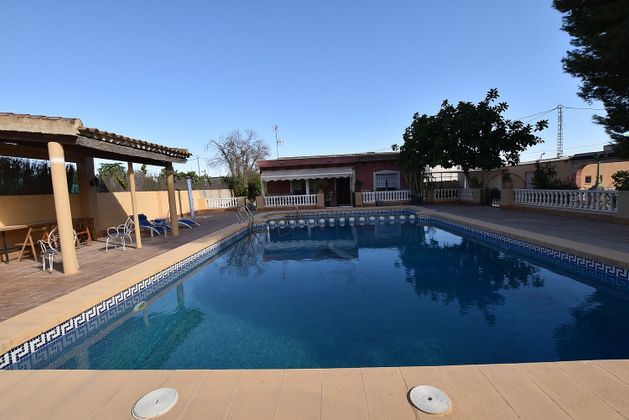 Foto 1 de Casa rural en venda a Benejúzar de 3 habitacions amb piscina i aire acondicionat