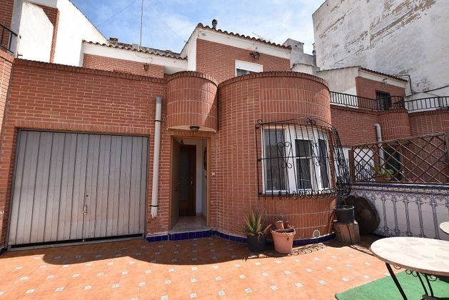 Foto 1 de Casa en venda a Almoradí de 4 habitacions amb garatge