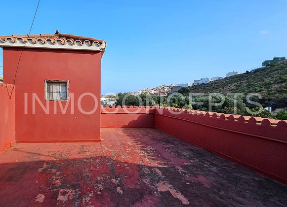 Foto 1 de Chalet en venta en calle El Sabinal de 5 habitaciones con terraza y piscina