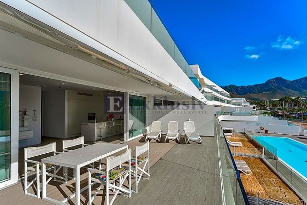 Foto 1 de Venta de piso en Costa Adeje de 1 habitación con terraza y piscina