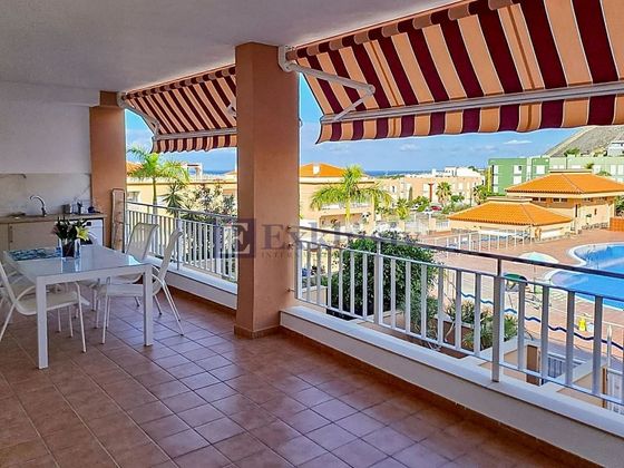Foto 1 de Pis en venda a Costa Adeje de 3 habitacions amb terrassa i piscina