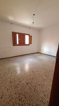 Foto 2 de Piso en venta en Callejón del Castillo - El Calero - Las Huesas de 3 habitaciones y 100 m²