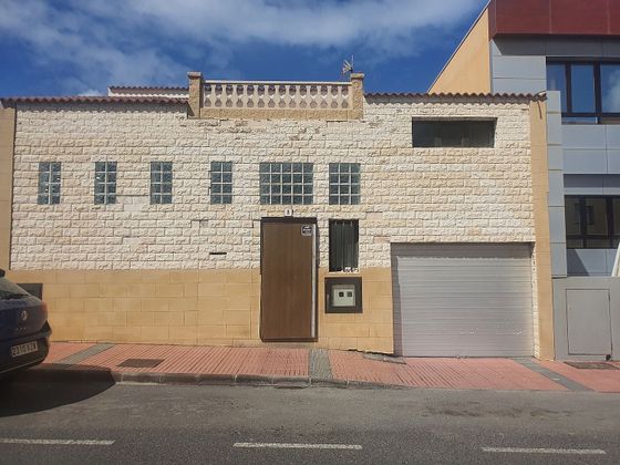 Foto 1 de Casa en venta en La Garita - Marpequeña de 4 habitaciones con terraza y garaje