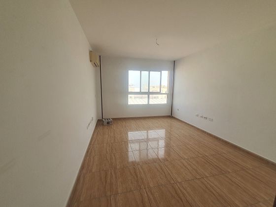 Foto 1 de Venta de piso en Vecindario norte-Cruce Sardina de 3 habitaciones con garaje y ascensor