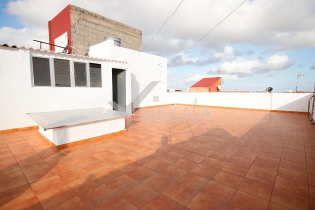 Foto 2 de Xalet en venda a Ingenio de 3 habitacions amb terrassa i balcó