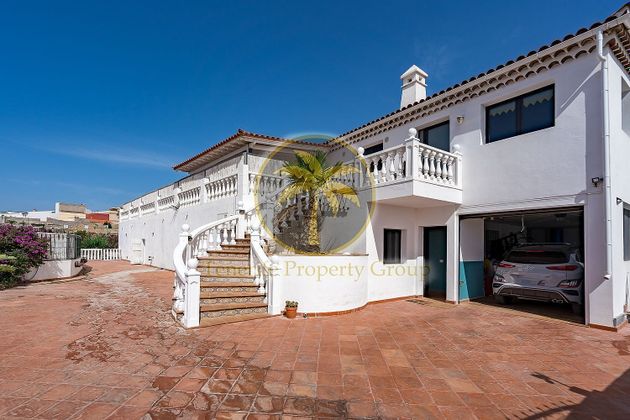 Foto 2 de Xalet en venda a Charco del Pino de 5 habitacions amb terrassa i piscina