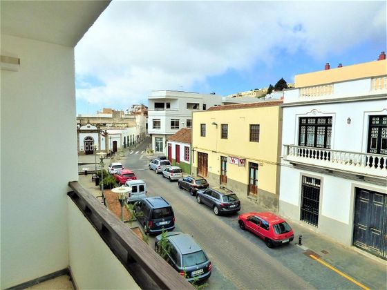 Foto 1 de Edifici en venda a Granadilla de Abona ciudad de 190 m²