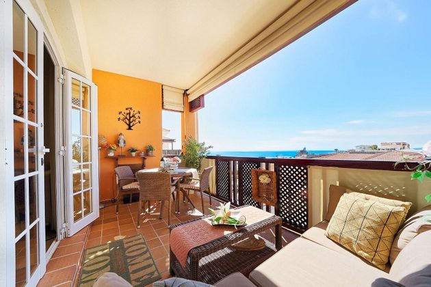 Foto 2 de Piso en venta en Arguineguín de 2 habitaciones con terraza y piscina
