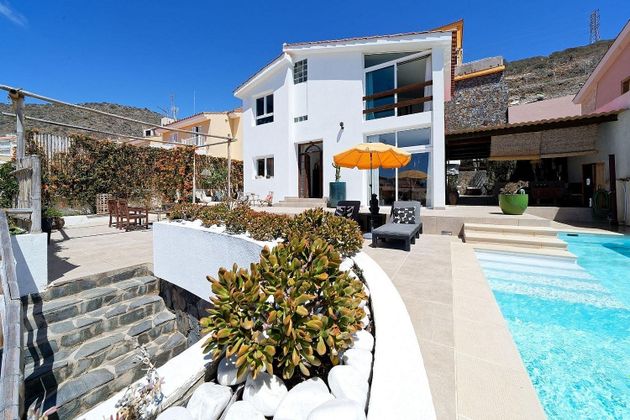 Foto 2 de Casa en venda a Arguineguín de 5 habitacions amb terrassa i piscina