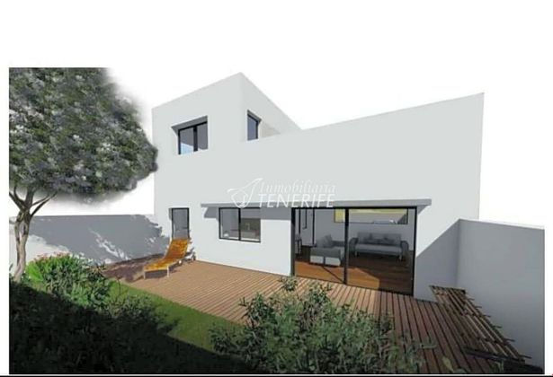 Foto 1 de Xalet en venda a Tacoronte - Los Naranjeros de 3 habitacions amb terrassa i piscina