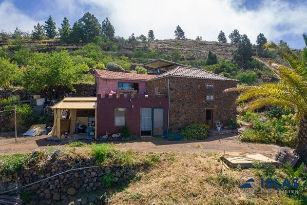 Foto 2 de Xalet en venda a Tijarafe de 5 habitacions amb terrassa
