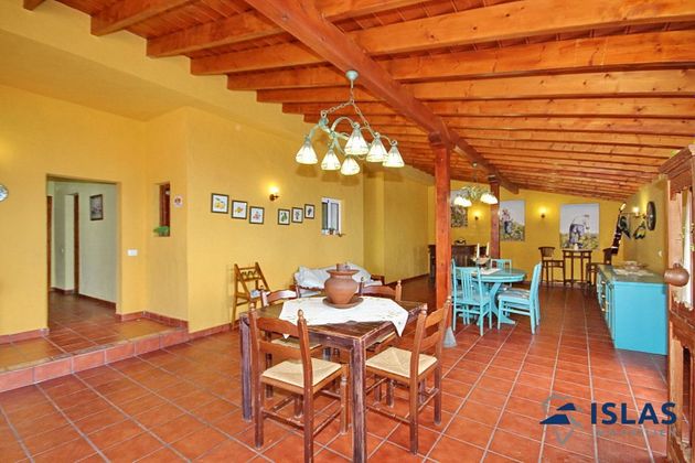 Foto 2 de Casa en venda a Fuencaliente de 4 habitacions amb terrassa