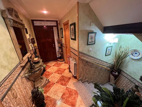 Foto 1 de Casa adossada en venda a Torre del Campo de 4 habitacions amb piscina i calefacció