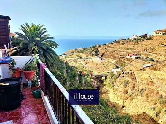 Foto 1 de Casa en venda a Los Realejos-Icod El Alto de 3 habitacions amb terrassa i balcó