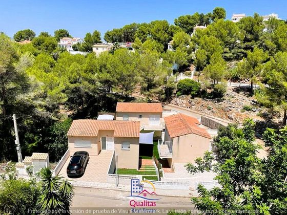 Foto 1 de Xalet en venda a urbanización Tossal Gros D'en Carr de 6 habitacions amb terrassa i piscina