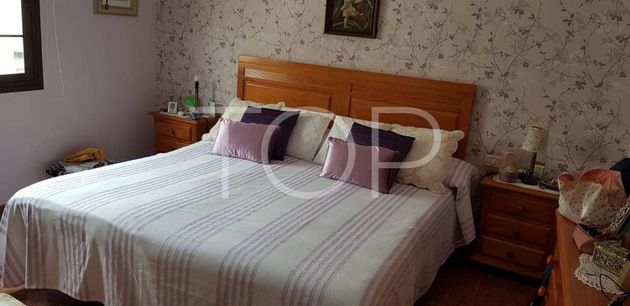 Foto 2 de Chalet en venta en Orotava (La) de 3 habitaciones con terraza y garaje