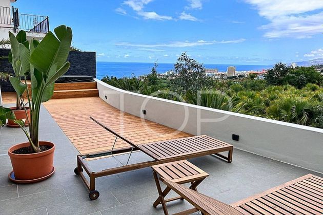 Foto 2 de Venta de chalet en Playa Jardín de 4 habitaciones con terraza y garaje