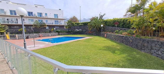 Foto 1 de Piso en venta en Longuera-Toscal de 1 habitación con terraza y piscina