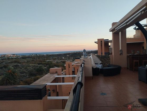 Foto 2 de Venta de ático en San Juan de los Terreros de 2 habitaciones con terraza y piscina