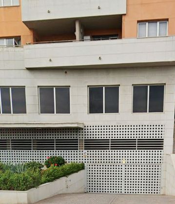 Foto 2 de Garatge en venda a calle Celia Cruz de 16 m²