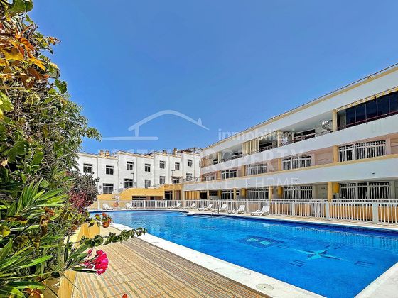 Foto 1 de Dúplex en lloguer a calle El Mojón de 2 habitacions amb terrassa i piscina