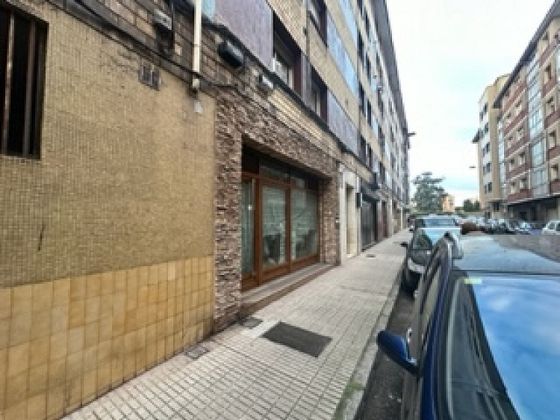 Foto 2 de Venta de local en calle Las Barcas de 107 m²