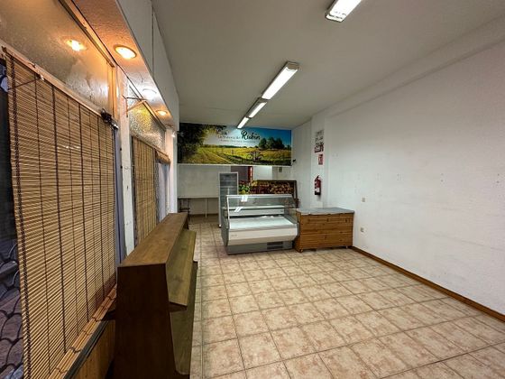 Foto 1 de Local en alquiler en calle De Rubín de 60 m²