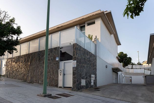 Foto 1 de Casa en venda a Cono Sur de 3 habitacions amb terrassa i garatge