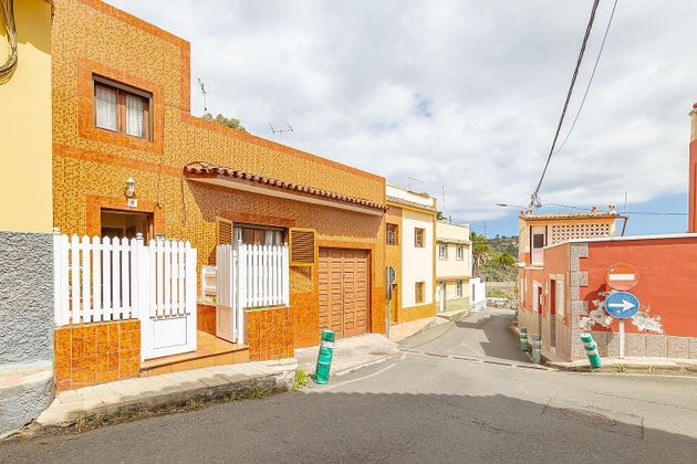 Foto 2 de Casa en venda a calle El Tejar de 5 habitacions amb terrassa i garatge