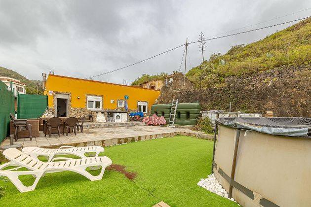 Foto 2 de Casa en venda a calle La Higuera de 3 habitacions amb jardí