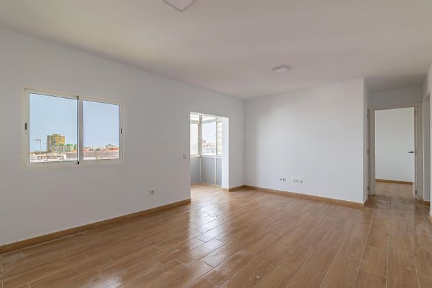 Foto 2 de Venta de piso en Miller de 3 habitaciones y 86 m²