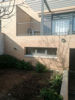 Foto 2 de Casa adossada en venda a Cintruénigo de 4 habitacions amb terrassa i garatge