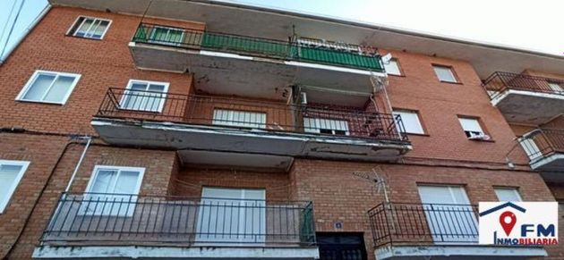 Foto 1 de Venta de piso en San Pablo de los Montes de 3 habitaciones con terraza y balcón