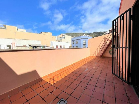 Foto 2 de Casa adossada en venda a Salamanca - Uruguay - Las Mimosas de 6 habitacions amb terrassa i garatge