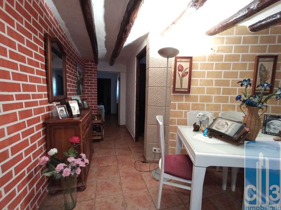 Foto 2 de Casa en venta en San Esteban de Litera de 5 habitaciones con terraza y garaje