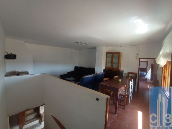 Foto 1 de Casa en venta en Sariñena de 4 habitaciones con terraza y garaje