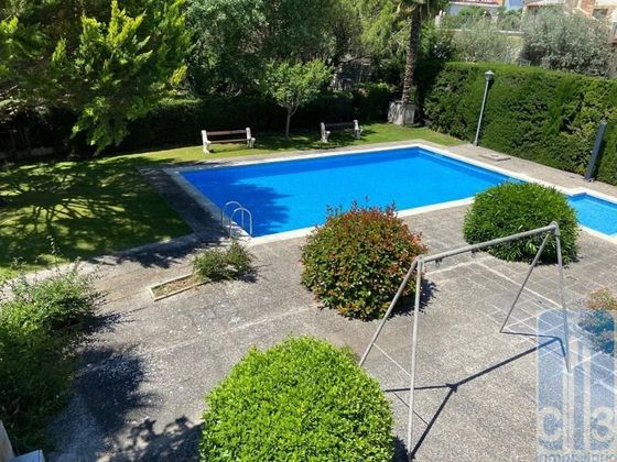 Foto 1 de Casa en venda a Puebla de Castro (La) de 4 habitacions amb terrassa i piscina