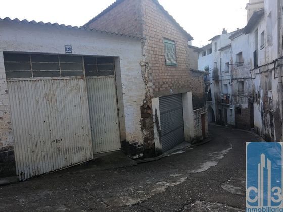 Foto 2 de Venta de local en Tamarite de Litera con garaje